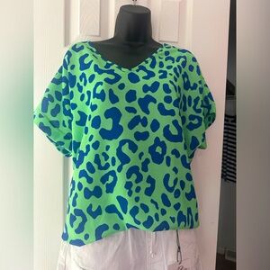 Size small top by first love animal print
